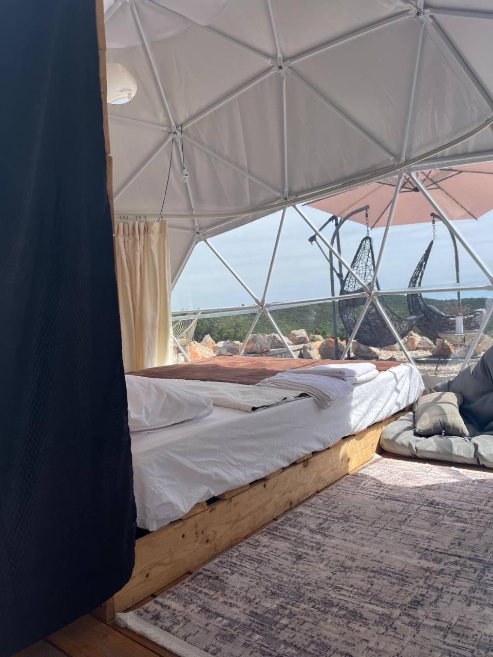 Готель Glamping Rose Радовичі Екстер'єр фото