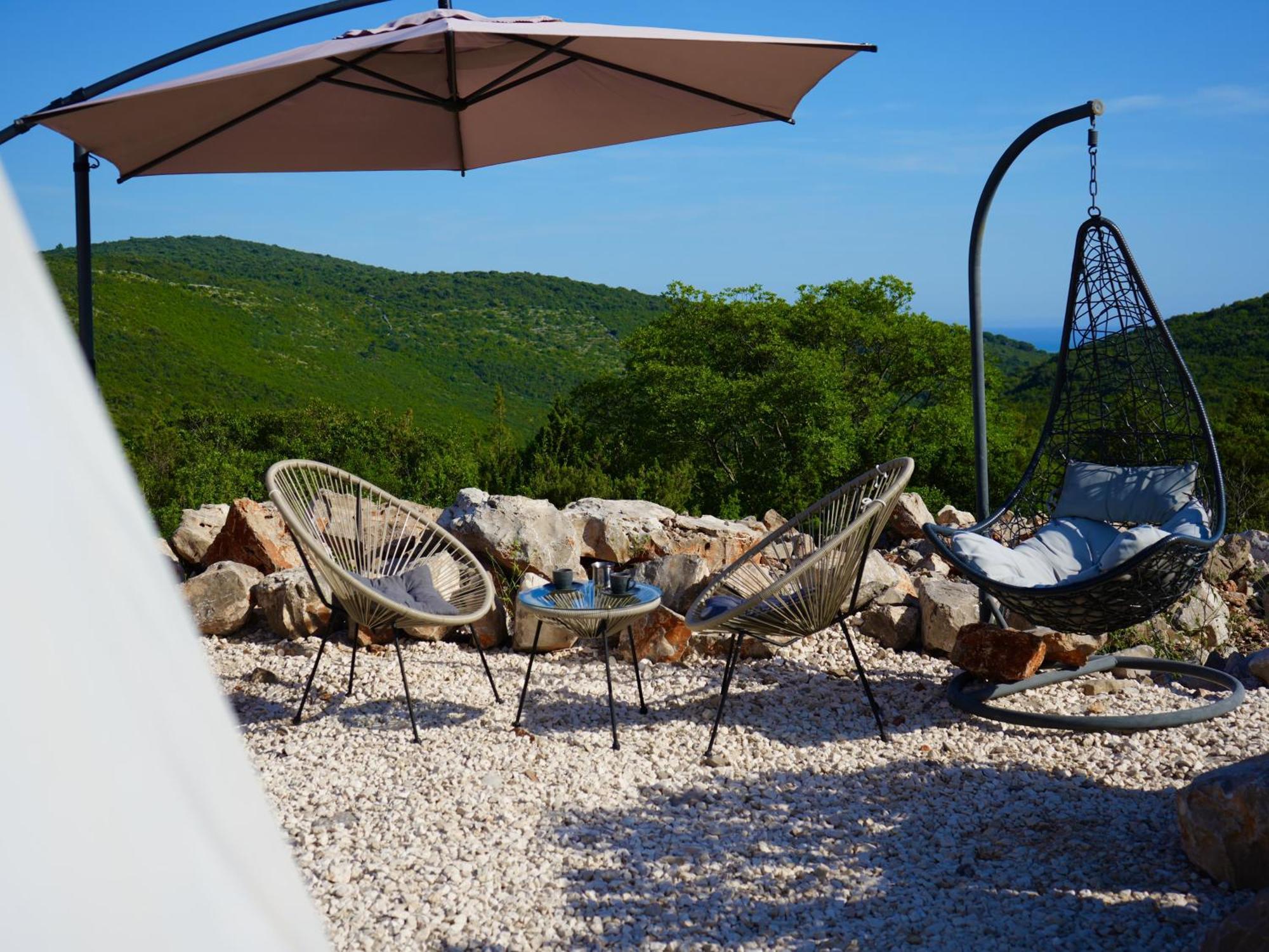 Готель Glamping Rose Радовичі Екстер'єр фото